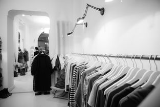 孩子王童装品牌全解析，时尚与品质的完美结合