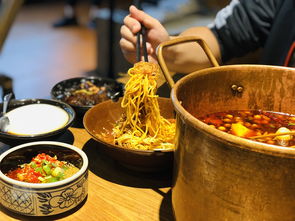 探索中国美食的瑰宝—四川菜，感受舌尖上的麻辣风情