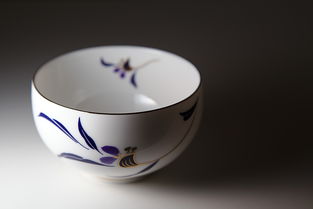 景德镇陶瓷品牌餐具系列传承经典，品味生活之美