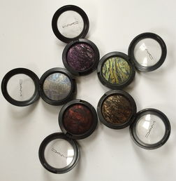 粉底液品牌比喻，化妆品界的苹果与三星